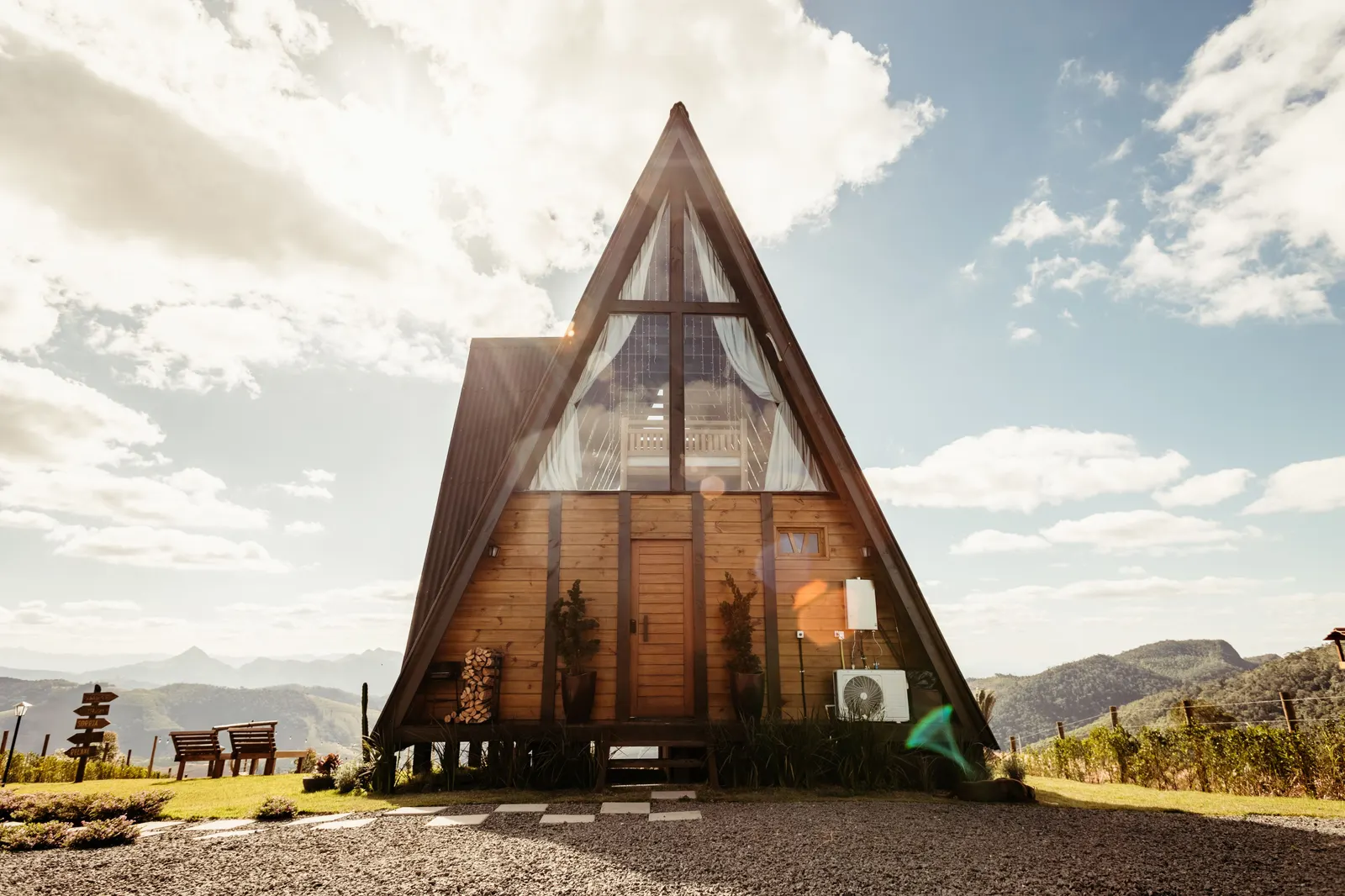 A-frame evler